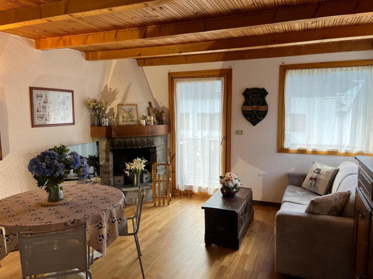 Chalet Blanc "Le Flocon" Courmayeur Buitenkant foto