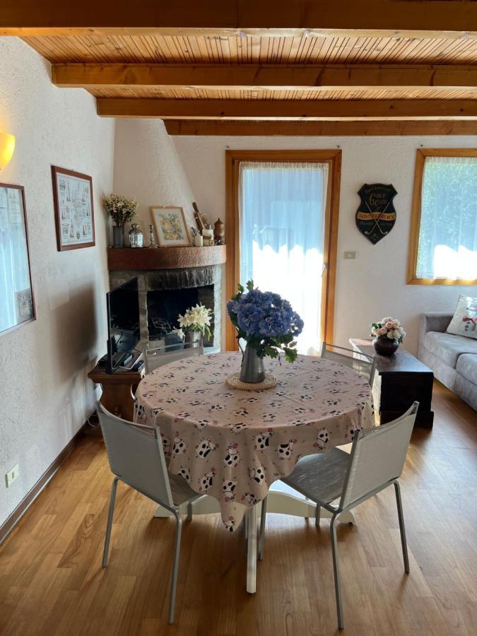 Chalet Blanc "Le Flocon" Courmayeur Buitenkant foto